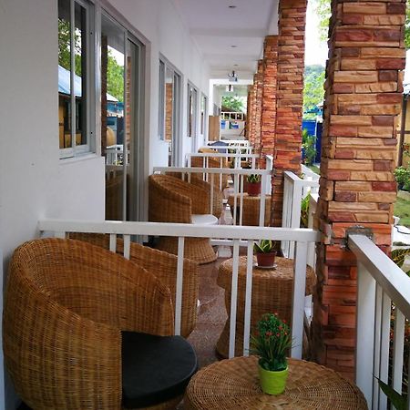 Chibel Summer Riverside Hotel El Nido Bagian luar foto
