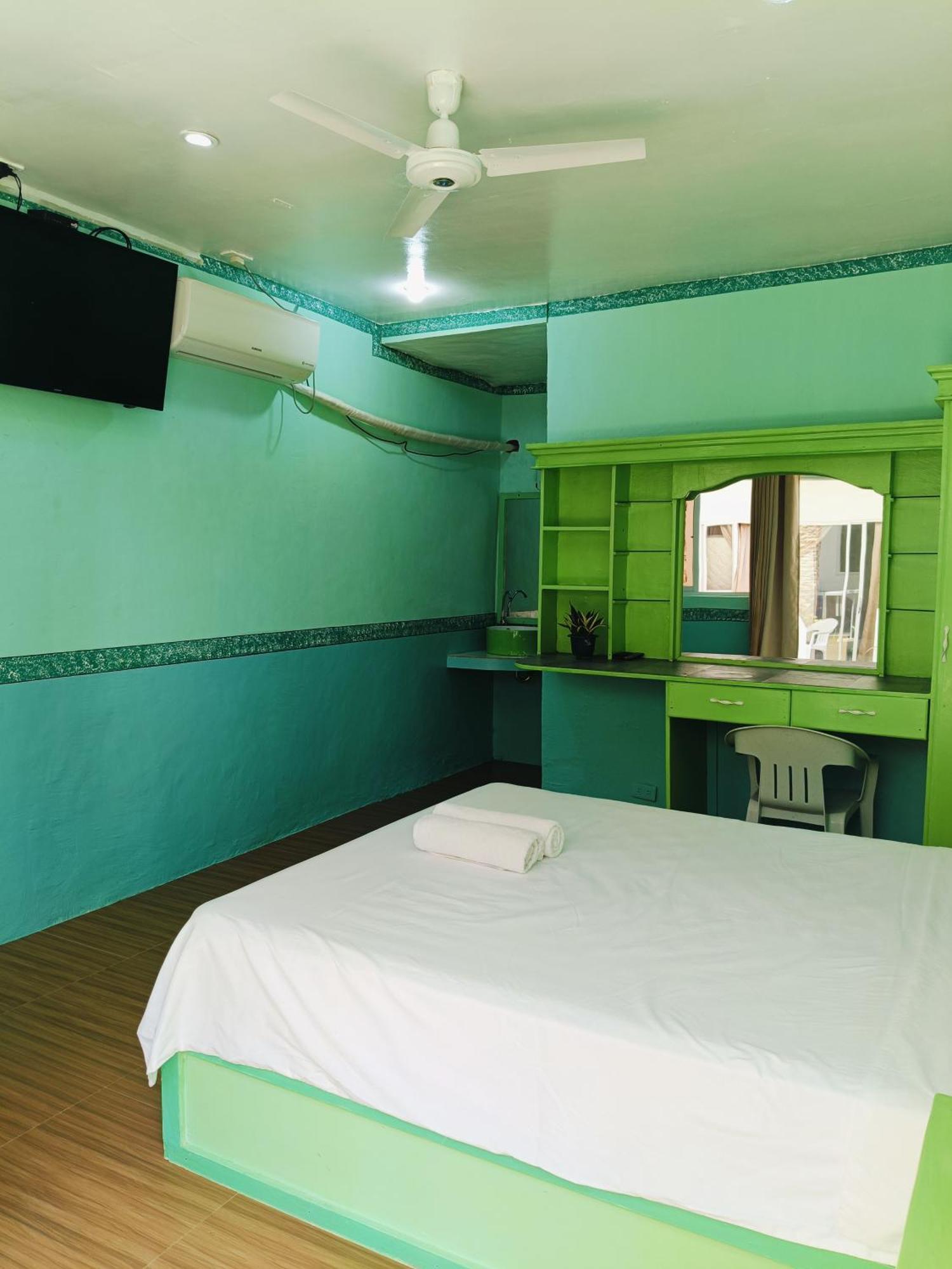 Chibel Summer Riverside Hotel El Nido Bagian luar foto